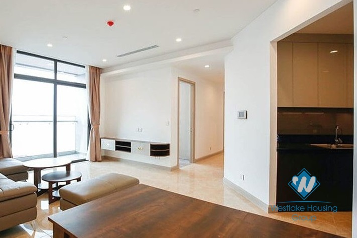 Spacious apartment with 4 bedrooms for rent in Sun Plaza, Thuy Khue st, Ba Dinh area.